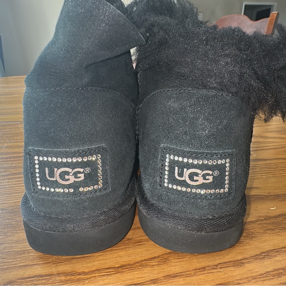 UGG MINI BAILEY BUTTON BLING BLACK CRYSTAL BOOT 8 (shoe15)
